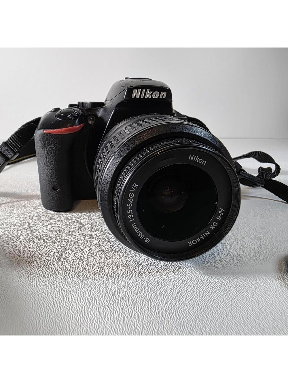 Nikon D D5500  DSLR comes With Lens 18-55mm 3.5-5.6 G VR Aspherical